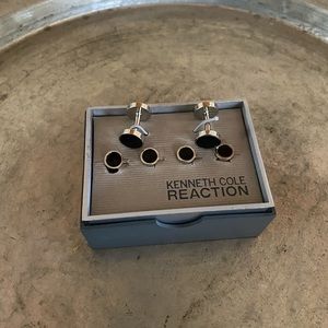 Kenneth Cole cuff link set